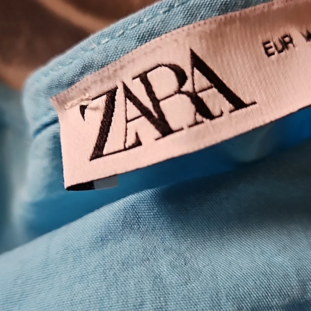 ZARA DRESS π - Picture 5 of 7